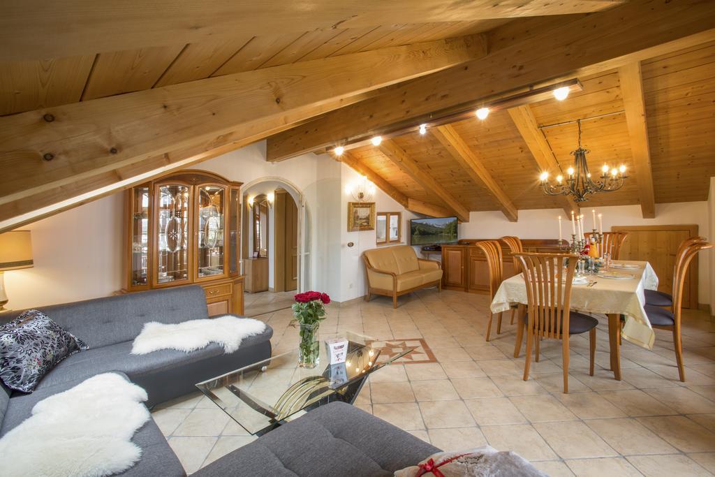Golden Gapa Penthouse 1 Garmisch-Partenkirchen Room photo