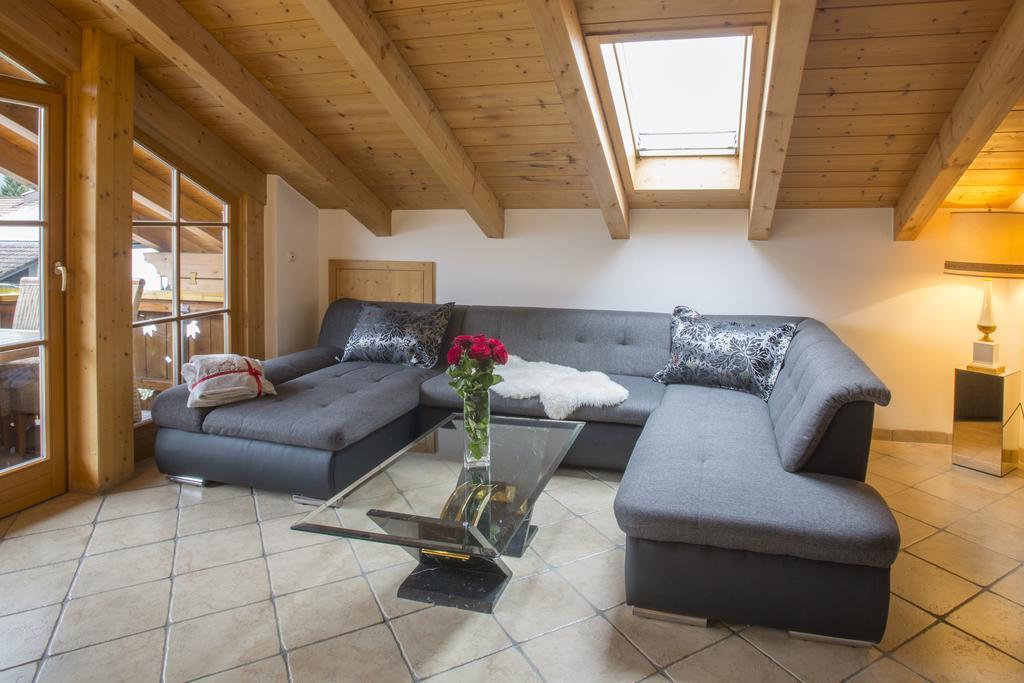 Golden Gapa Penthouse 1 Garmisch-Partenkirchen Room photo